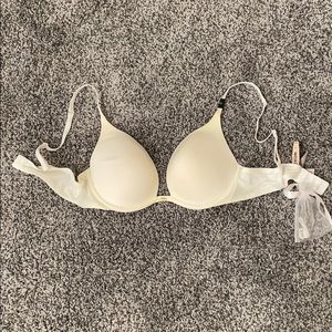 Victoria’s Secret Bra
